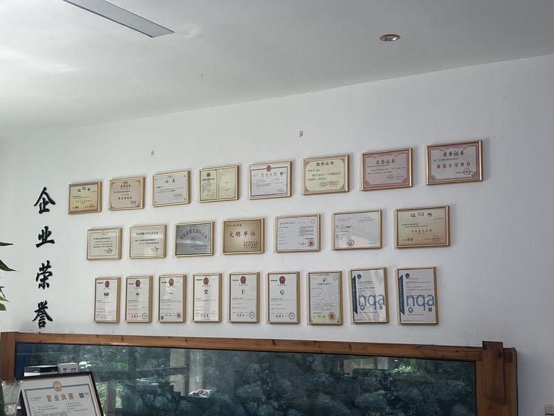Langfang Longzhong Filter Equipment Co., Ltd. línea de producción del fabricante